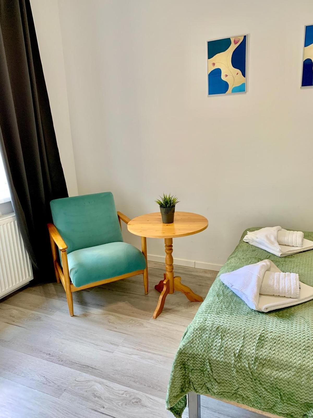 Apartament Fraszka U Kochanowskiego Ac Progres Stary Toruń Exteriör bild
